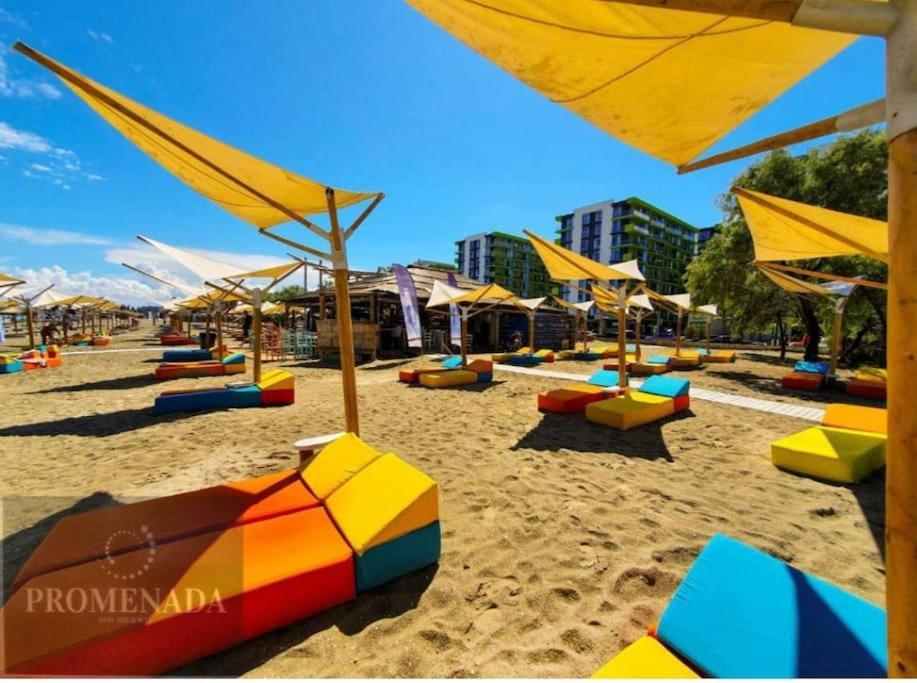 Alezzy Reasort Luxury Apartment 81 Prima Linie La Mare Năvodari Buitenkant foto