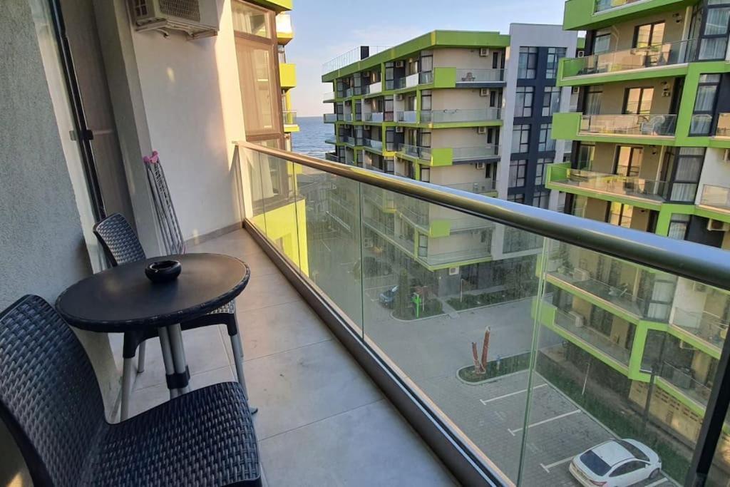 Alezzy Reasort Luxury Apartment 81 Prima Linie La Mare Năvodari Buitenkant foto