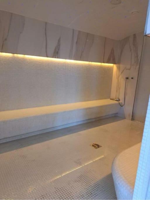 Alezzy Reasort Luxury Apartment 81 Prima Linie La Mare Năvodari Buitenkant foto